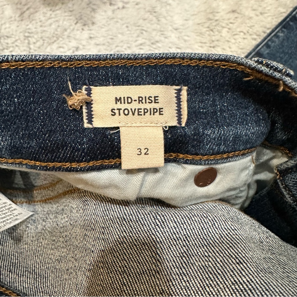 Madewell Mid-Rise Stovepipe Jeans - Picture 4 of 4